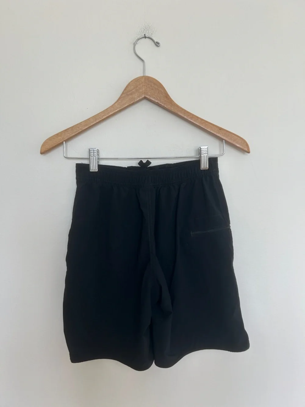 Patagonia‎ Boys Black Board Shorts Size Large 12